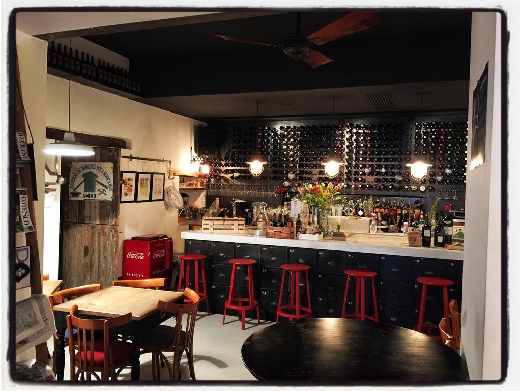Na-Locanda Napels Buitenkant foto